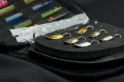 Savage Gear Zipper Wallet1 Holds 12 & Foam -Sportviswinkel 71870 3